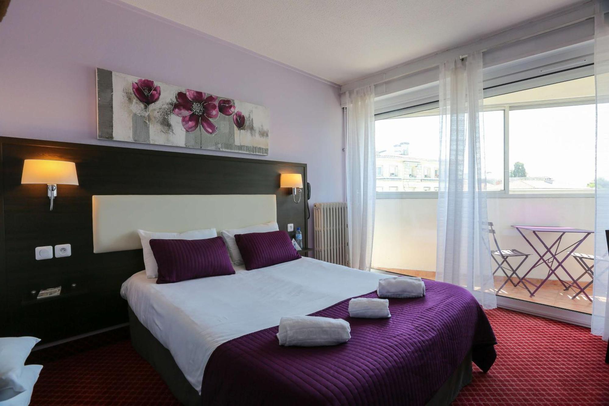 Brit Hotel Bleu Nuit แซ็งต์ ภายนอก รูปภาพ